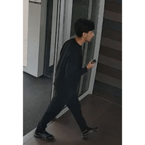 Tiener doet zich voor als politieagent en steelt rollator van 90-jarige vrouw in Breda