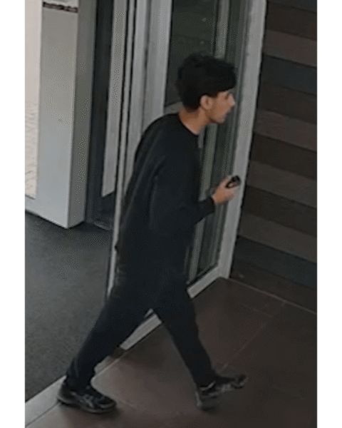 Tiener doet zich voor als politieagent en steelt rollator van 90-jarige vrouw in Breda