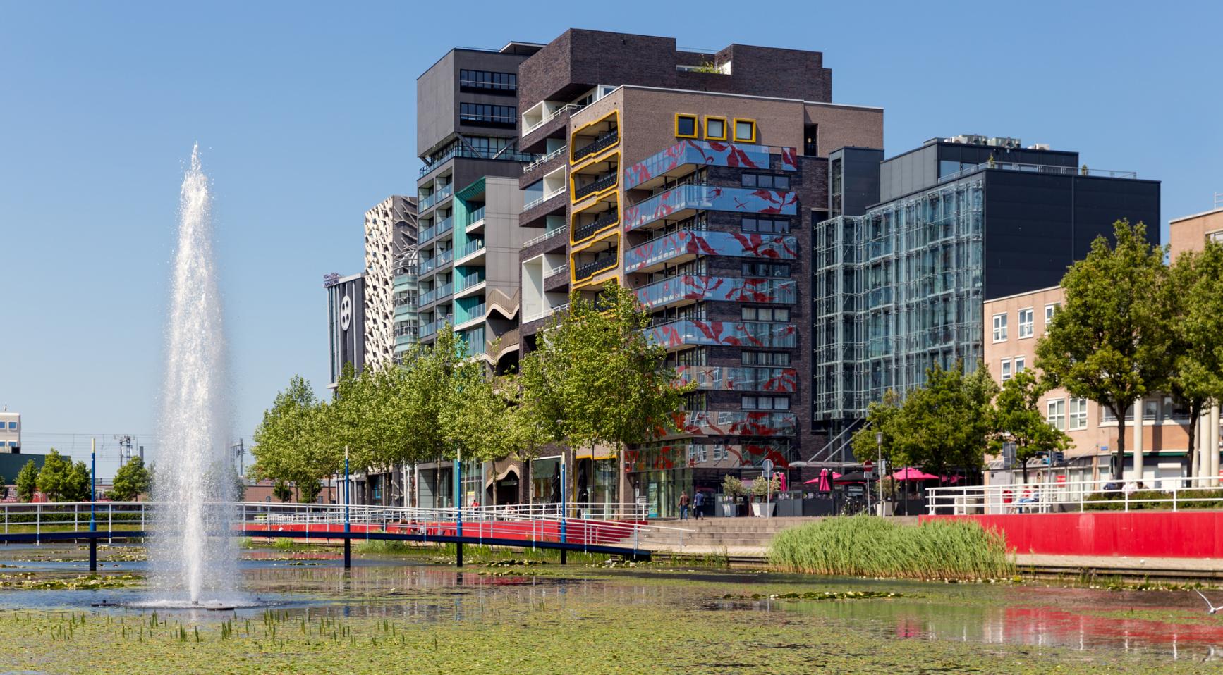 Woningwaarden in Nederland stijgen naar €3.320 per m2; grootste stijging buiten Randstad
