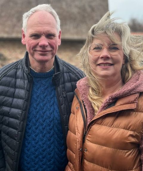 Zeeuwse bewoners veroorzaken viral sensatie met drukbezocht vogelhuisje