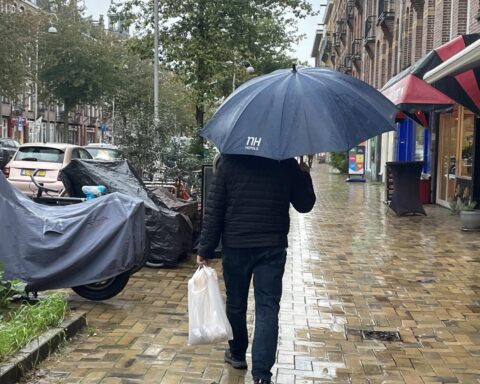 Zuid Nederland getroffen door regen op zaterdag, mild weer in aantocht