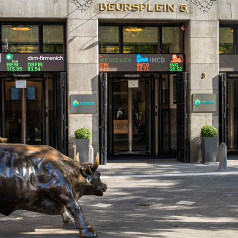 AEW: Nederland blijft aantrekkelijk voor vastgoedbeleggingen ondanks uitdagingen in de kantoorsector