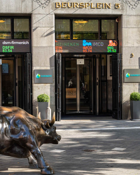 AEW: Nederland blijft aantrekkelijk voor vastgoedbeleggingen ondanks uitdagingen in de kantoorsector