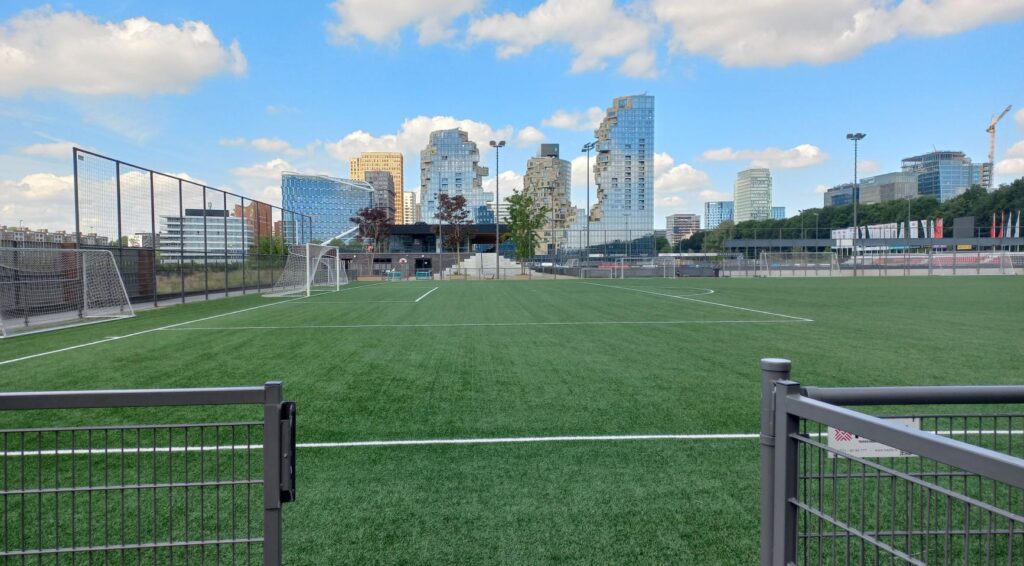 Amateurclubs reageren tegen plannen KNVB om zaterdag- en zondagcompetities samen te voegen