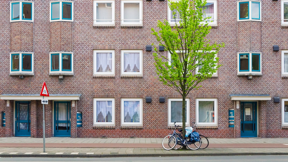 Amsterdam voegt meer sociale huurwoningen toe, maar wooncrisis blijft aanhouden