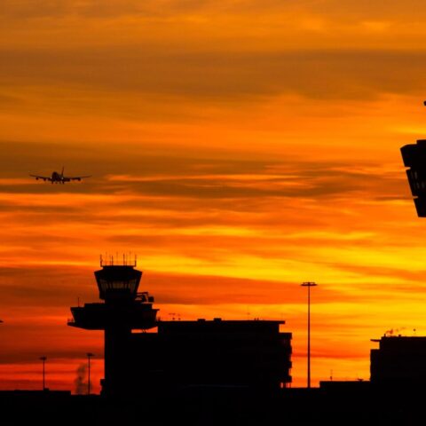 Amsterdam waarschuwt dat herziene regels voor Schiphol de gezondheid van inwoners kunnen schaden