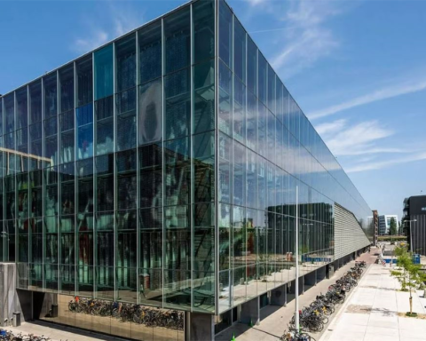 Aroundtown verbetert duurzaamheidsprestaties met hercertificering in Rotterdam