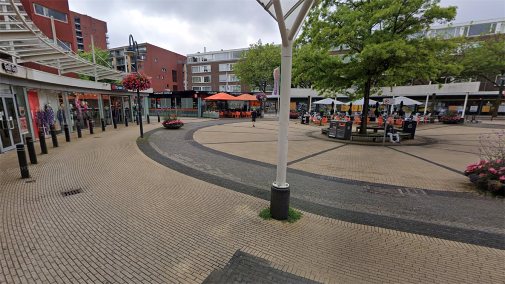 Bewoners en vastgoedpartijen vrezen jarenlange bouwactiviteit en drukke verkeerssituatie bij renovatie winkelcentrum
