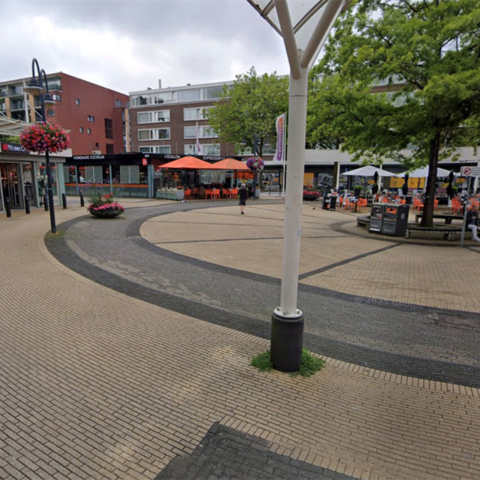 Bewoners en vastgoedpartijen vrezen jarenlange bouwactiviteit en drukke verkeerssituatie bij renovatie winkelcentrum