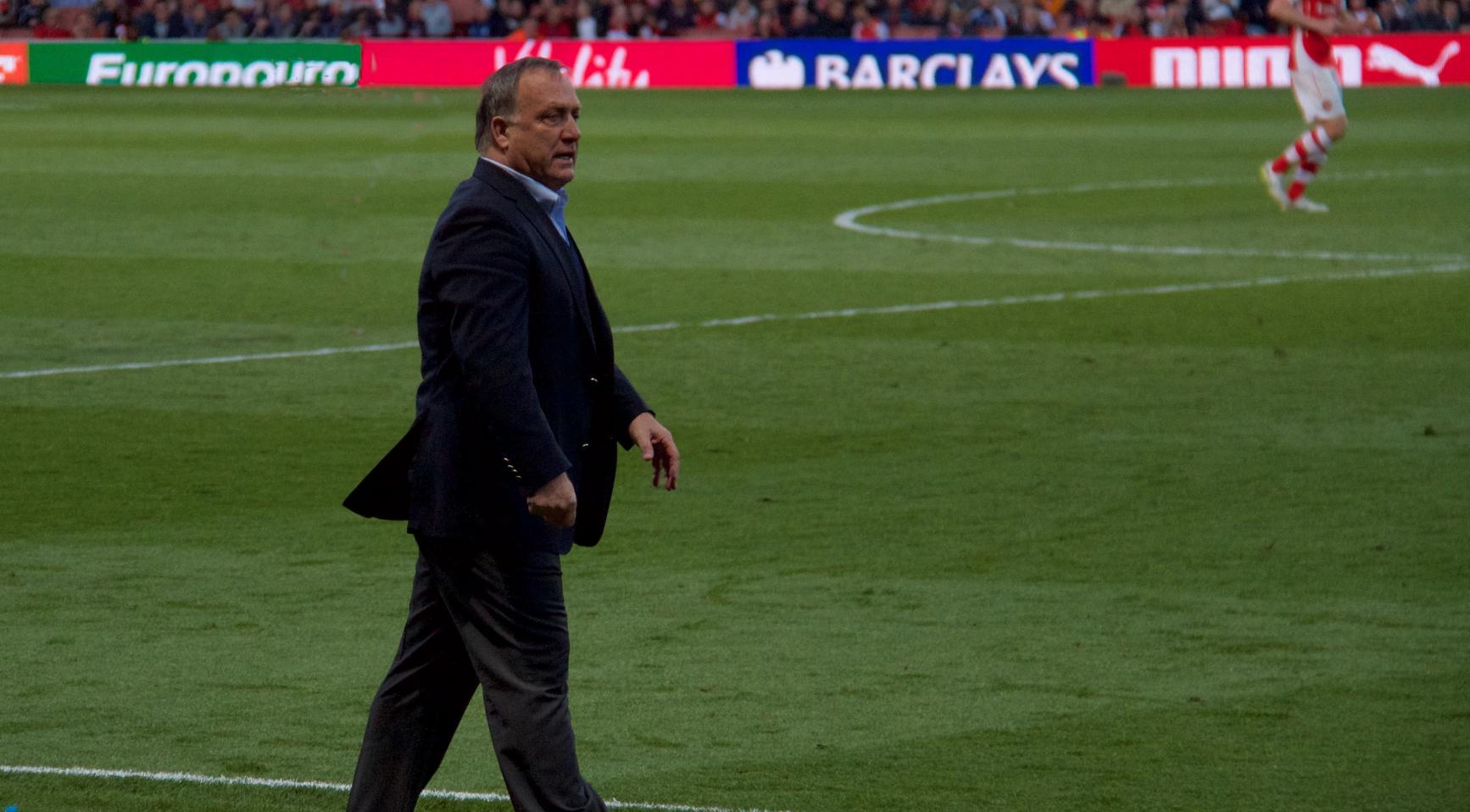 Dick Advocaat keert terug naar Feyenoord om Robin van Persie te adviseren