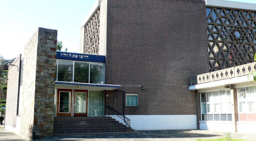 Drie mannen gearresteerd voor explosie bij synagoge in Rotterdam en Heemstede-plannen