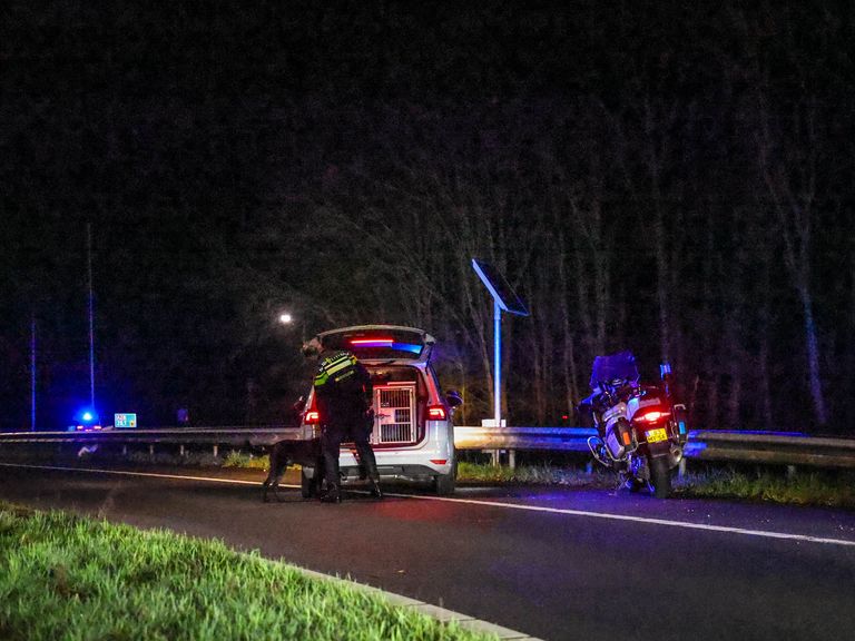 Drie nepagenten aangehouden na achtervolging en botsingen in Amersfoort