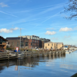 Feestelijke oplevering van De Werf bij de Sluis in Muiden met 60 nieuwe woningen