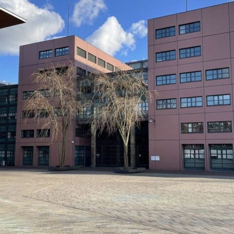 Friese jongen veroordeeld voor plannen van aanslag op Vlaams Parlement en vliegbasis Deelen