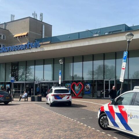 Gevangen man die uit ziekenhuis in Utrecht ontsnapte, verdacht van mishandeling en bedreiging