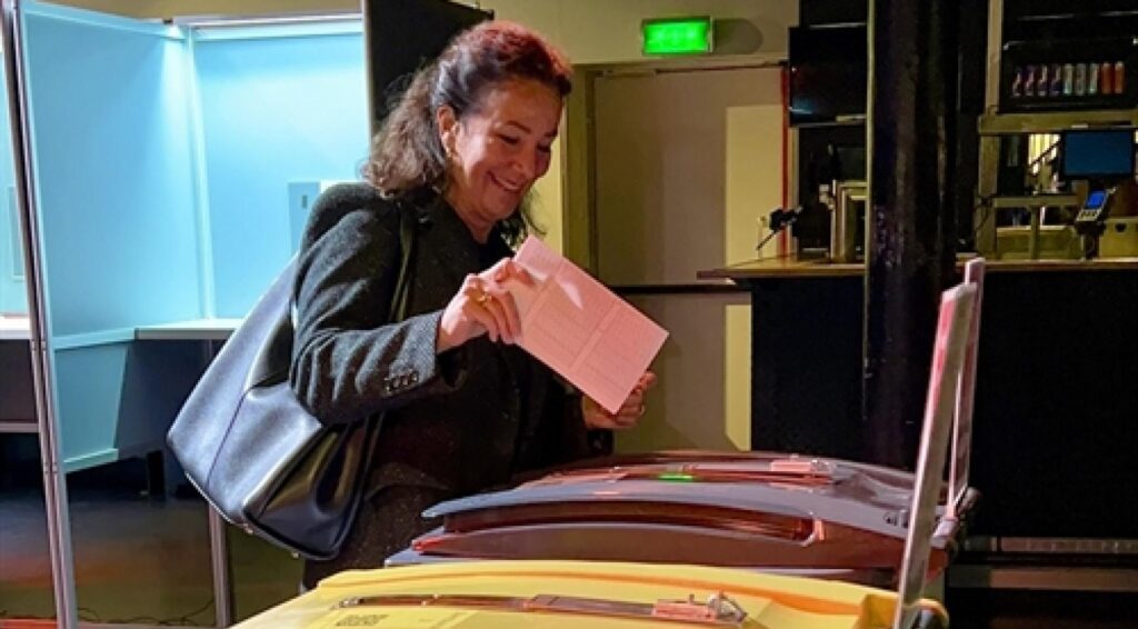 GroenLinks-PvdA grootste partij in Rotterdam en Utrecht; Richard de Mos wint in Den Haag