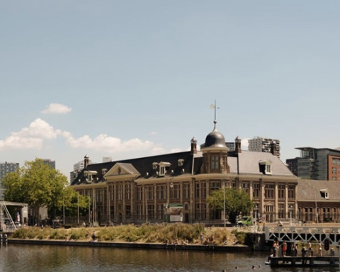 Heropening van het monumentale Muntgebouw in Utrecht met nieuwe huurders en moderne faciliteiten