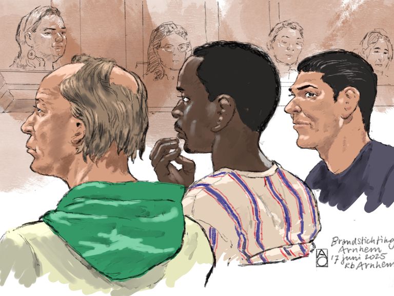 Hoofdverdachte ontkent brandstichting in Arnhemse binnenstad tijdens rechtszaak