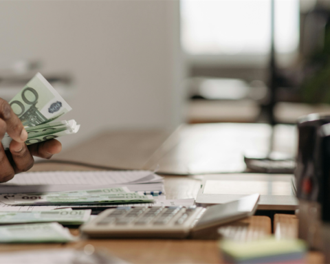 Hypotheekrente stijgt sterk voor het eerst sinds maart vorig jaar