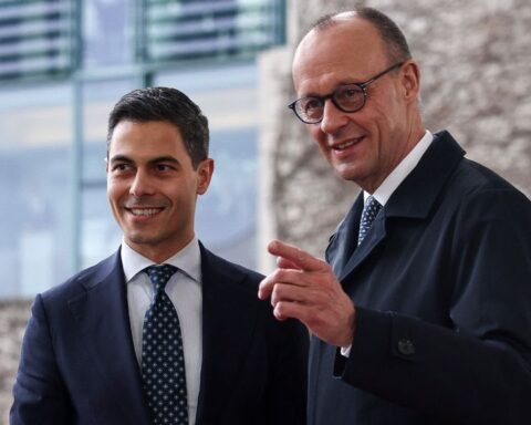 Jetten en Merz het eens over geen Hormuz-missie en zorgen over antisemitisme