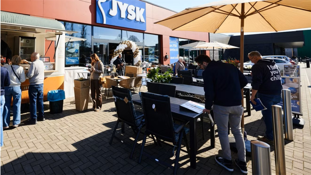 Jysk neemt vijf winkels van Leen Bakker over in Nederland en versterkt aanwezigheid