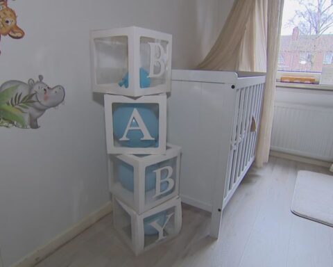 Kamer maakt zich zorgen over problemen in kraamzorg voor kwetsbare gezinnen