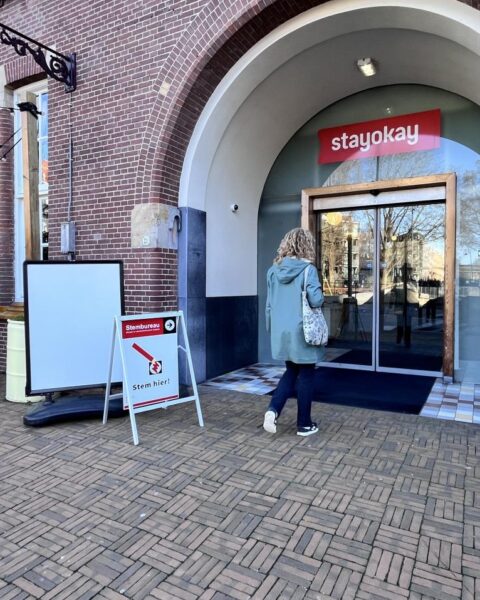 Lokale partijen winnen gemeenteraadsverkiezingen; GL-PvdA grootste partij, FvD grootste stijger