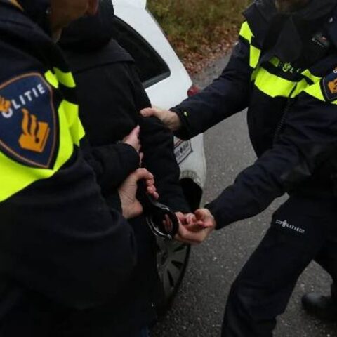 Man (27) ernstig mishandeld tijdens vrijgezellenfeest in Tilburg, verdachte aangehouden