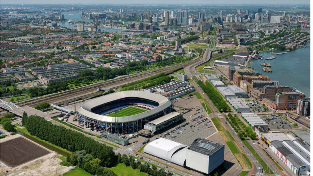 Maximaal 3.000 nieuwe woningen gepland rondom De Kuip in Rotterdam
