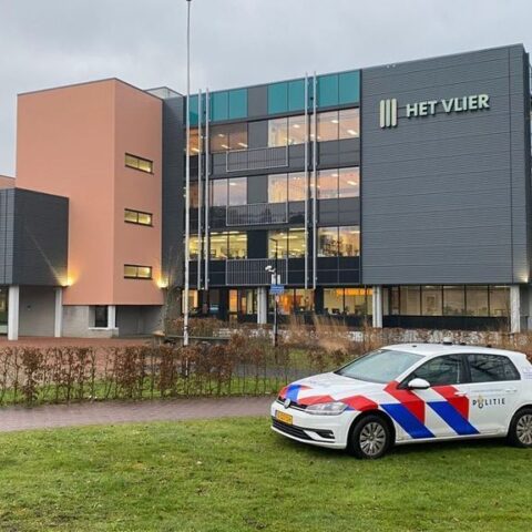 Middelbare school Etty Hillesum in Deventer ontvangt opnieuw dreigberichten, lessen gaan door
