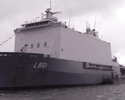 Nederlandse troepen oefenen verdediging tegen Russische soldaten in Noorwegen