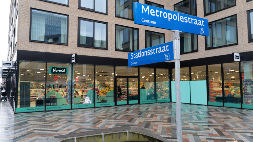 Normal opent tweede vestiging in Almere aan de Stationsstraat 2