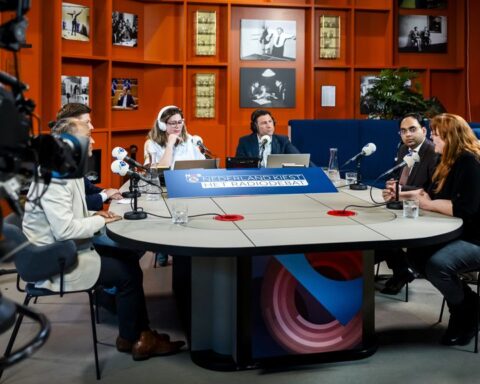 Nuanceverschillen en overeenstemming in NOS-radiodebat