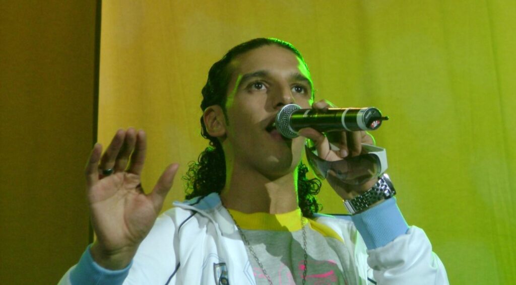 Openbare aanklagers vragen om gevangenisstraf van 2,5 jaar voor rapper Ali B in hoger beroep seksuele aanranding