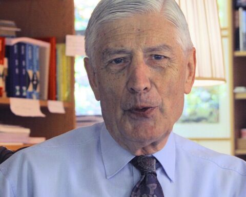 Oud-premier van Nederland vraagt koning om excuses aan Molukse gemeenschap voor historische onrechtvaardigheid