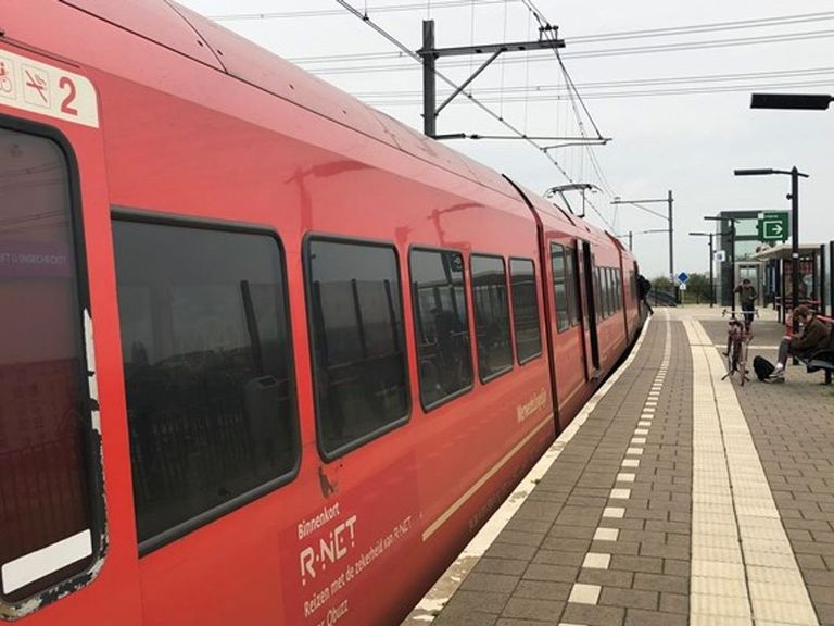 Politie controleert snelheid Qbuzz-treinen bij Sliedrecht vanwege taludverzakking