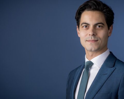 Premier Jetten vraagt FVD-leider om antisemitisme binnen de partij aan te pakken