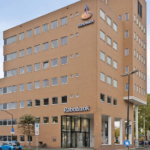Rabobank verkoopt kantoorgebouw aan Steevastgoed in Dordrecht voor € 2.750.000