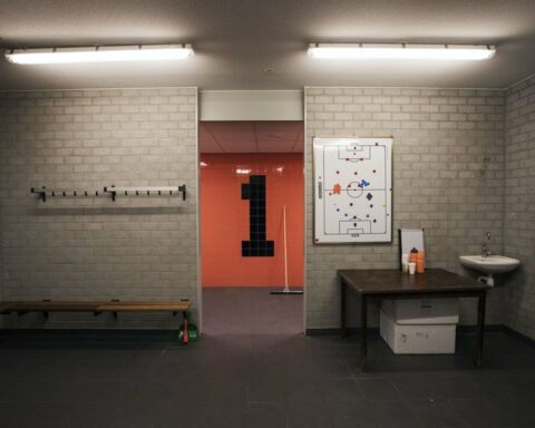 Rechter besluit: drie meisjes mogen niet terug naar PSV Handbal na douchen conflict