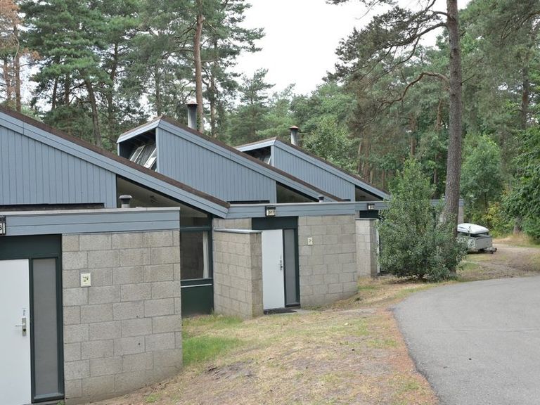 Rechter in Groningen beveelt nieuwe woonplek voor 13-jarige jongen zonder begeleiding in vakantiepark