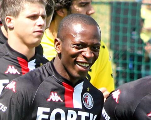 Romeo Castelen, voormalig Oranje-international, krijgt 18 maanden cel voor witwassen