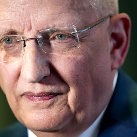 Senator Van Gasteren uit BBB-fractie gezet na beëindigen lidmaatschap