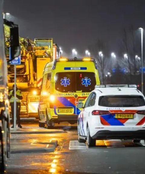 Slachtoffer schietpartij bij tankstation langs A1 in Muiden overleden