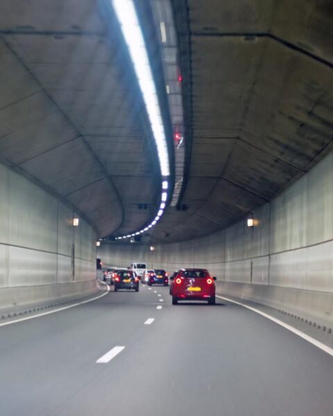 Sluiting van de Amsterdamse IJtunnel voegt 60 minuten toe aan spitsreizen gedurende 18 maanden