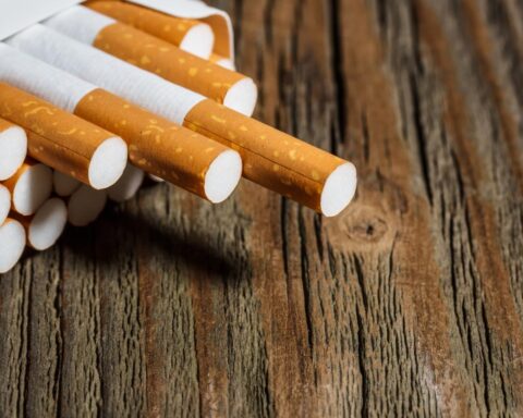 Supermarktenverbod op tabaksverkoop leidde tot 23.000 minder rokers volgens onderzoek