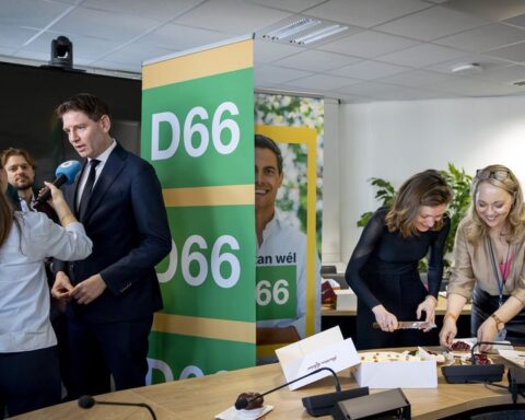 Taart in de Tweede Kamer: partijen claimen alle winst