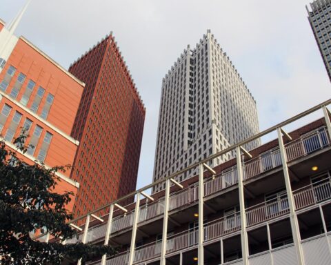 Tegenslagen voor Nederlands programma om in beslaggenomen crimineel onroerend goed voor publiek te herbestemmen