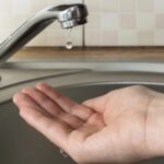 Tienduizenden in IJmond zonder water na grote leidingbreuk