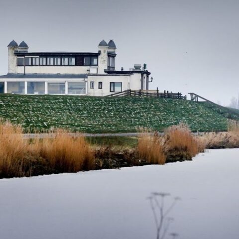 Toekomst verzekerd voor Badpaviljoen Hindeloopen na dertig jaar financieringsonderhandelingen