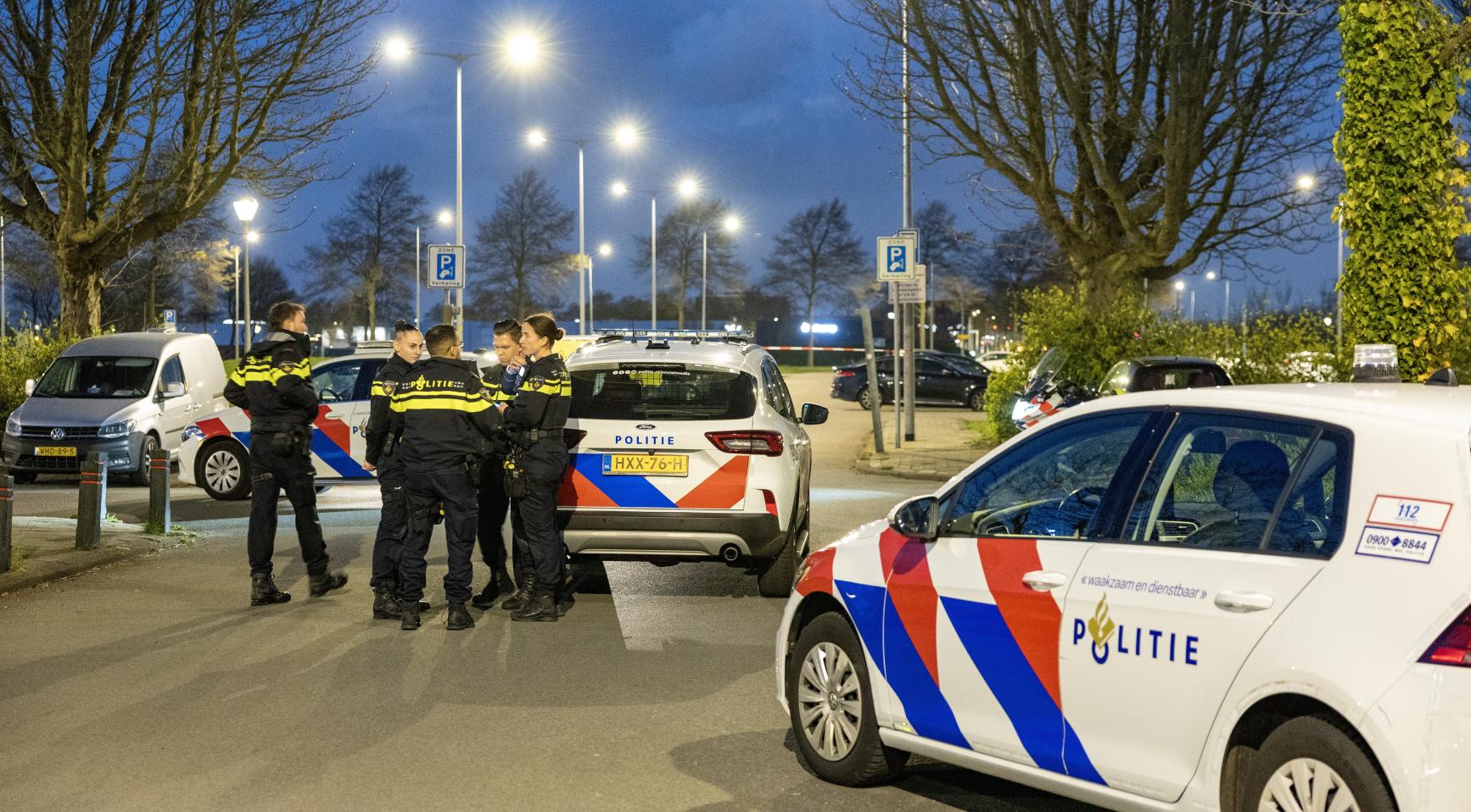 Twee vrouwen van ABN Amro dood aangetroffen in Amsterdam, man gezocht voor ondervraging